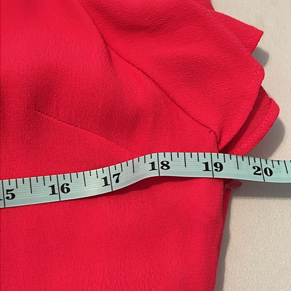 New Without Tags Tuckernuck Ruffle Stunner!! - Picture 16 of 16